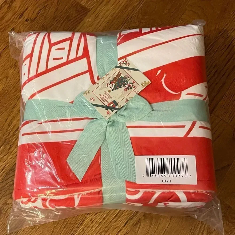 Disney Mickey and Minnie Mouse Holiday Fleece Throw NWT